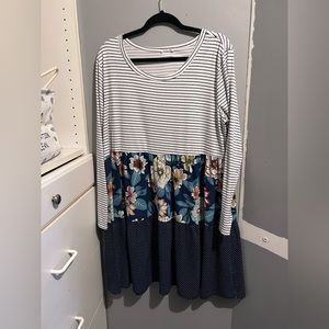 ODDY TUNIC LENGTH TOP - 2XL